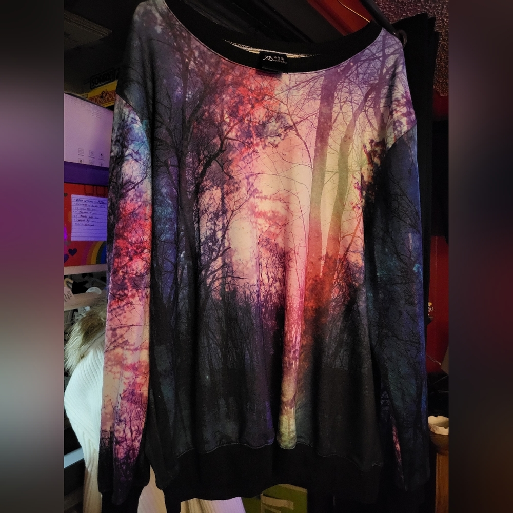 Sweater - Picture 2 of 3